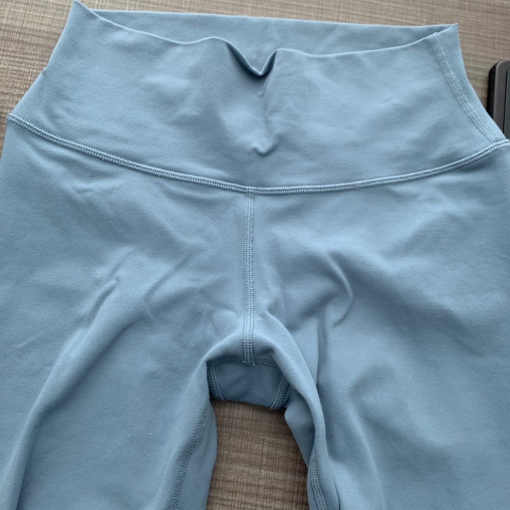 Alo Yoga leggings